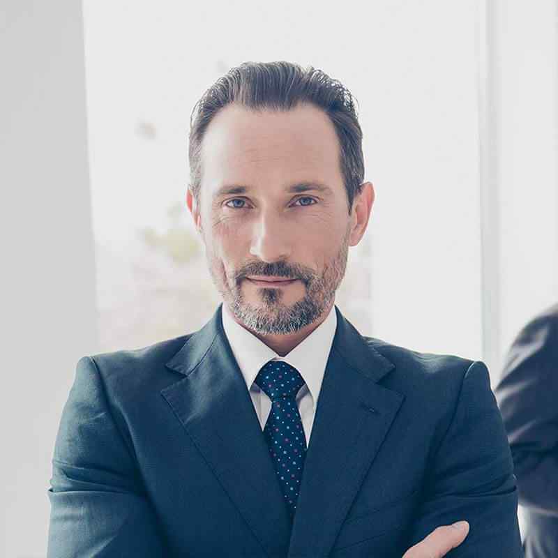 https://www.qualetel.com/wp-content/uploads/2019/04/img-people-06.jpg